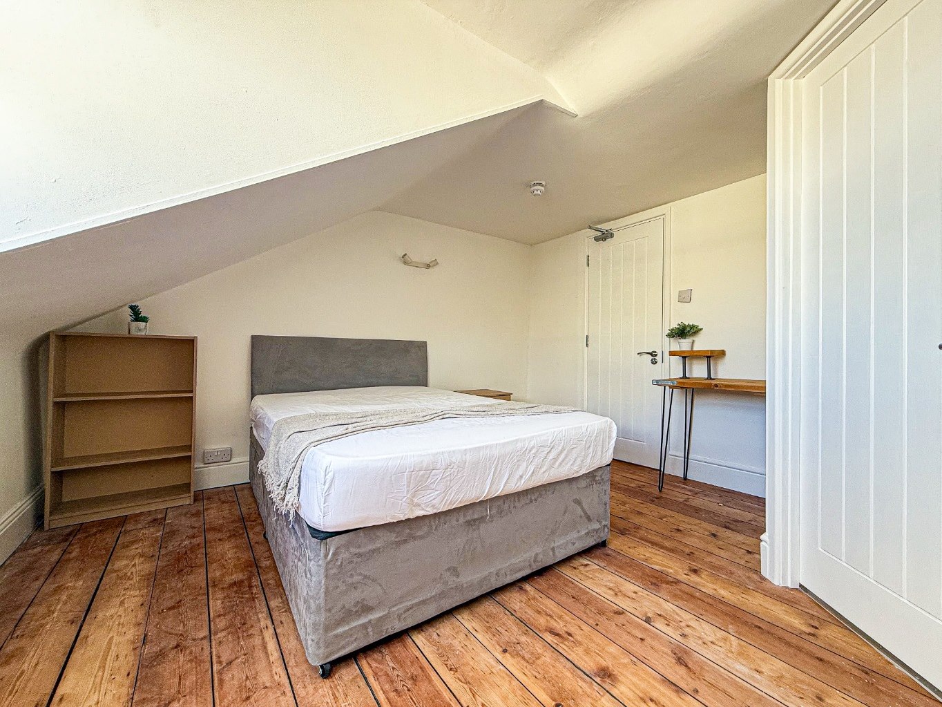 1 bedroom House (unspecified) Let