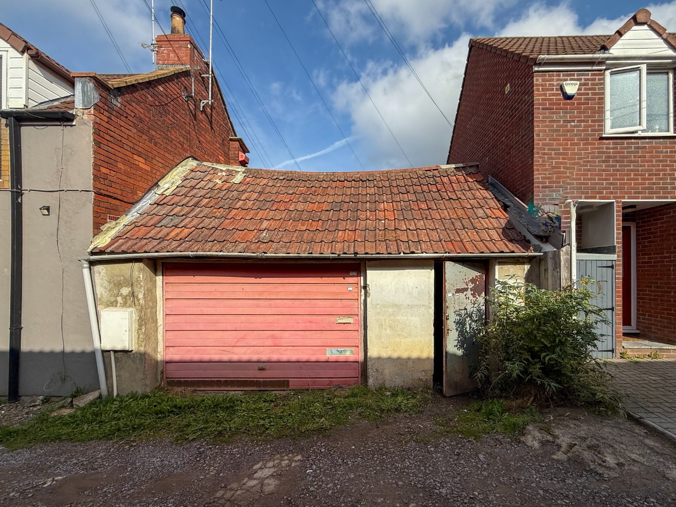 3 bedroom Coach House Under Offer