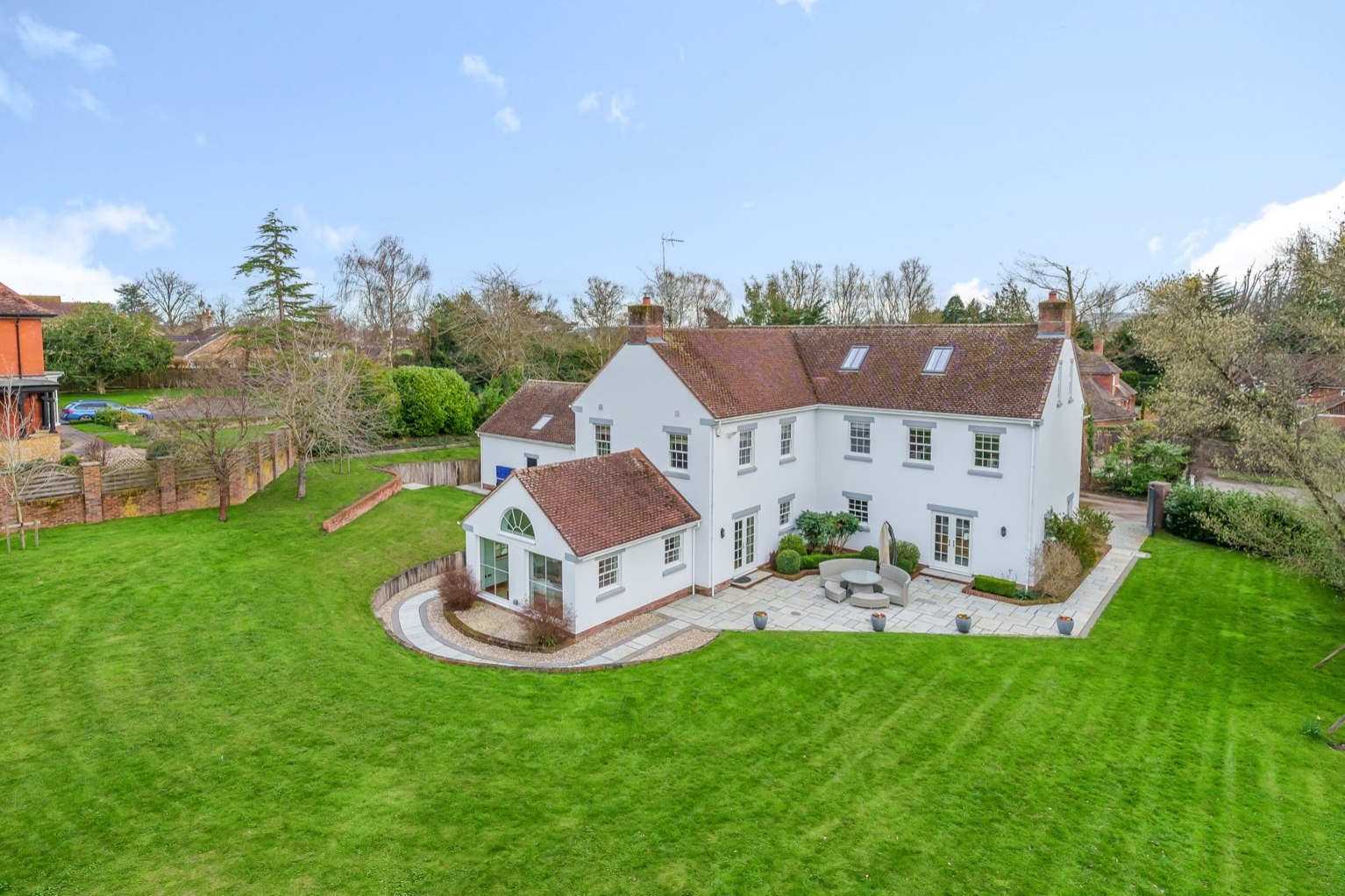 7 bedroom Detached house Under Offer