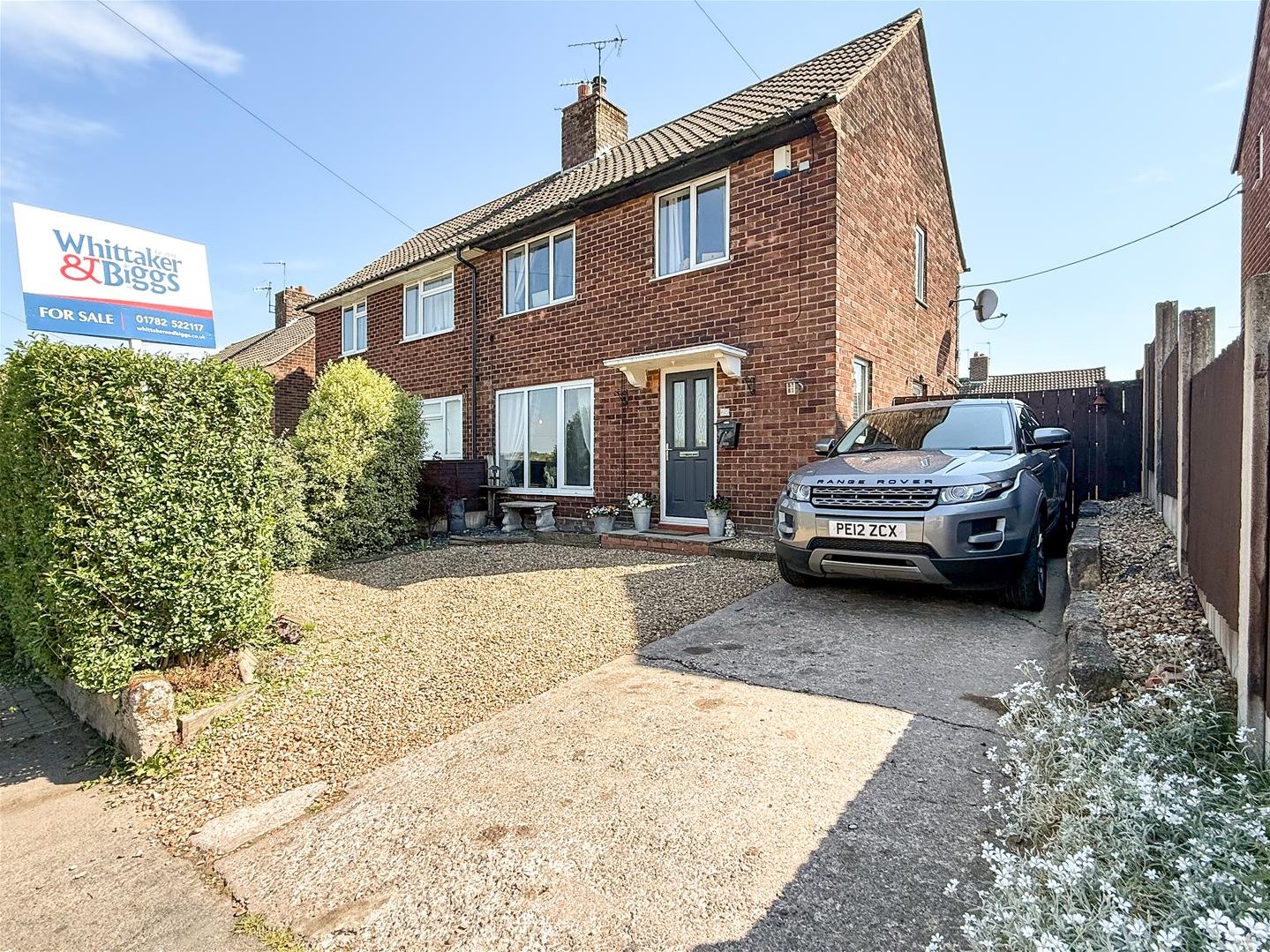 3 bedroom Link detached house Under Offer