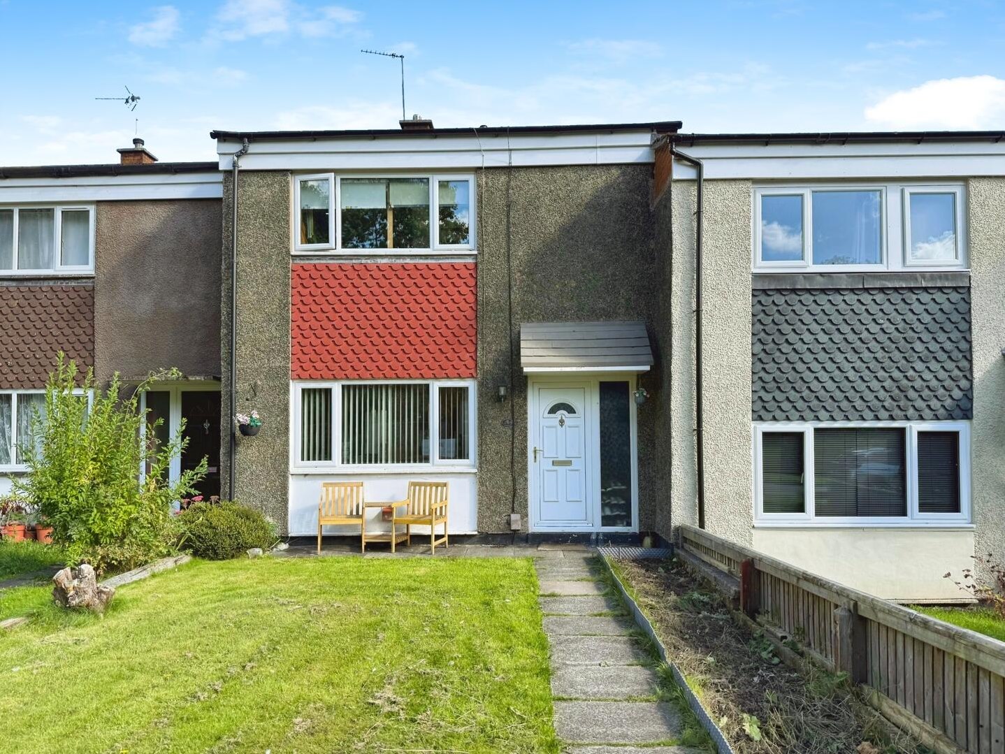 2 bedroom Terraced House Under Offer