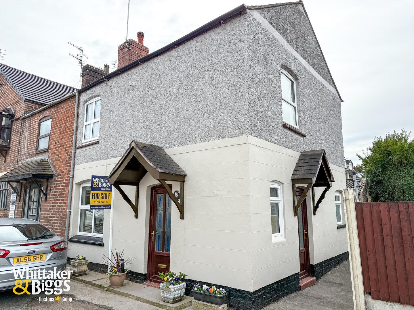 2 bedroom House (unspecified) Under Offer