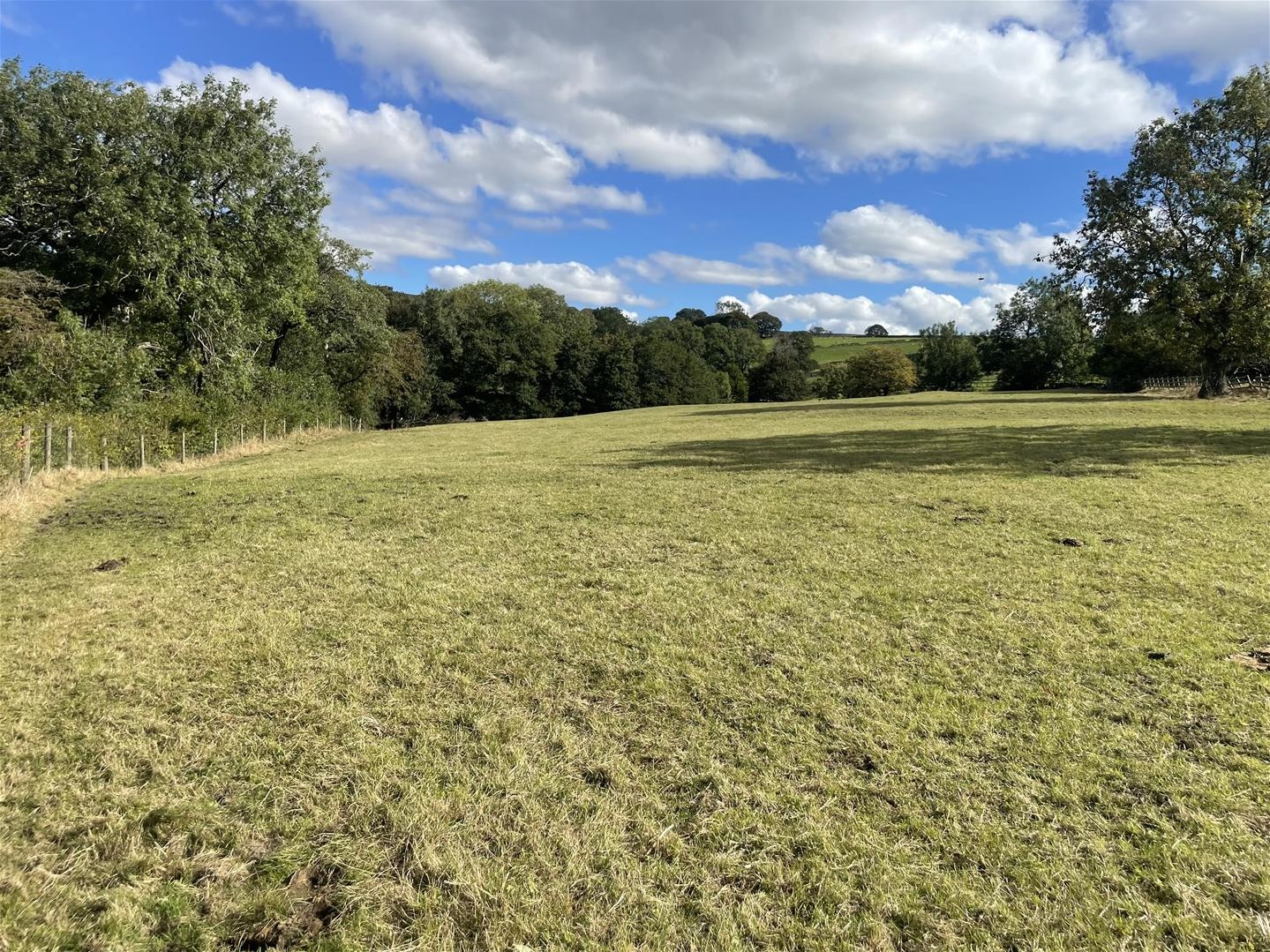  House (unspecified) Under Offer