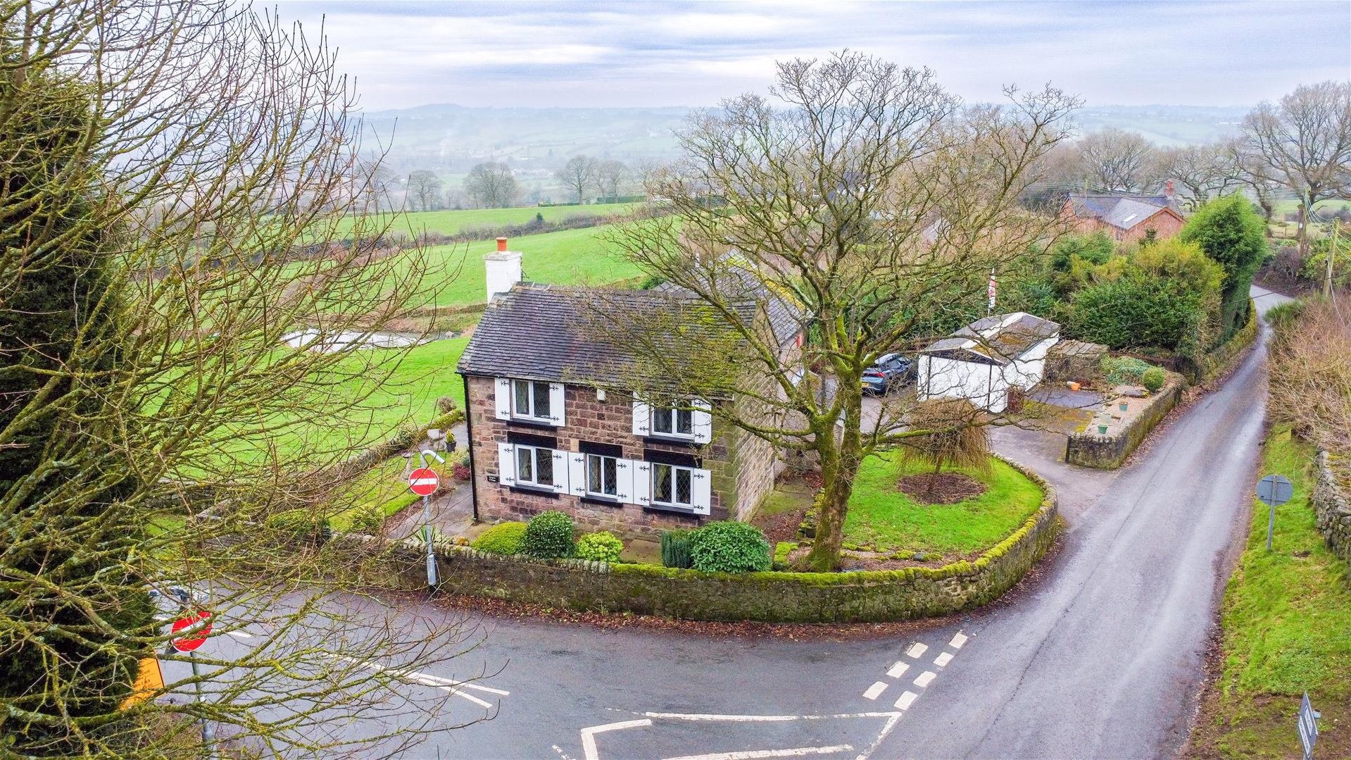 2 bedroom Cottage Under Offer