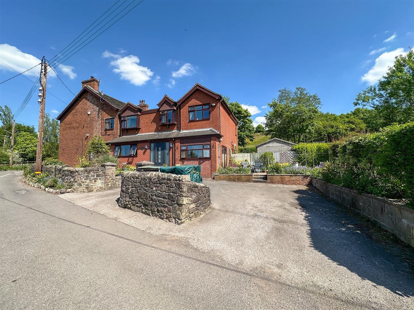 4 bedroom Semi-detached house For Sale