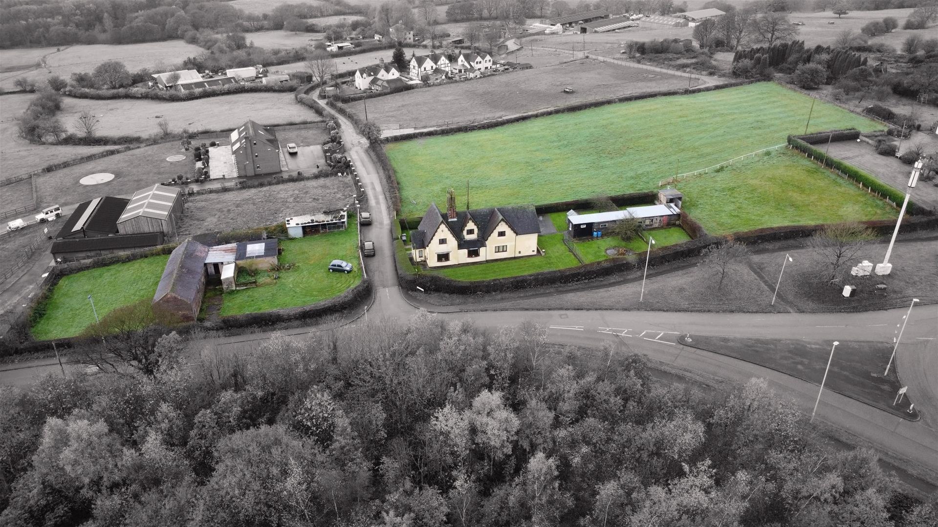 3 bedroom Link detached house Under Offer