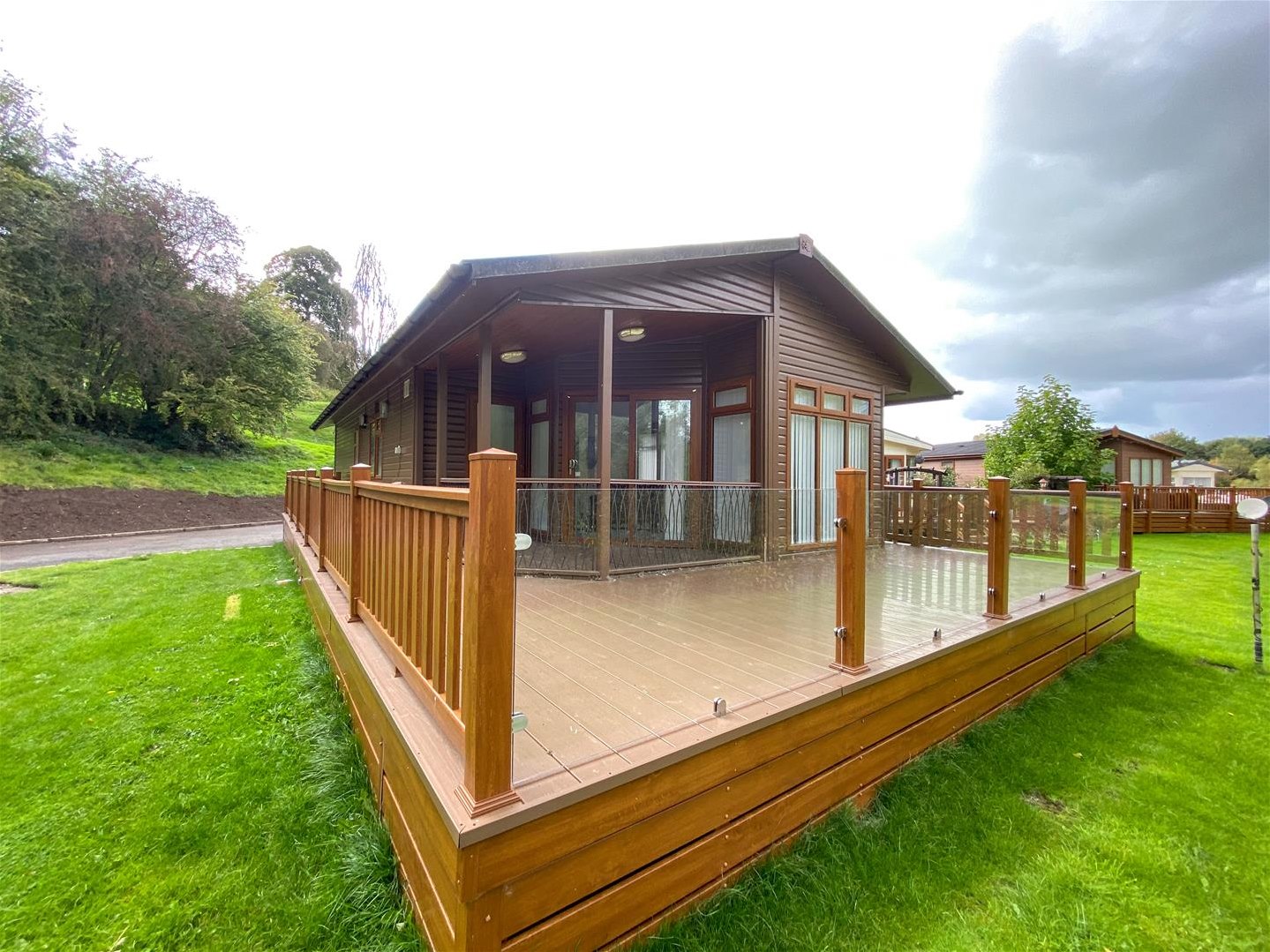 2 bedroom Lodge For Sale