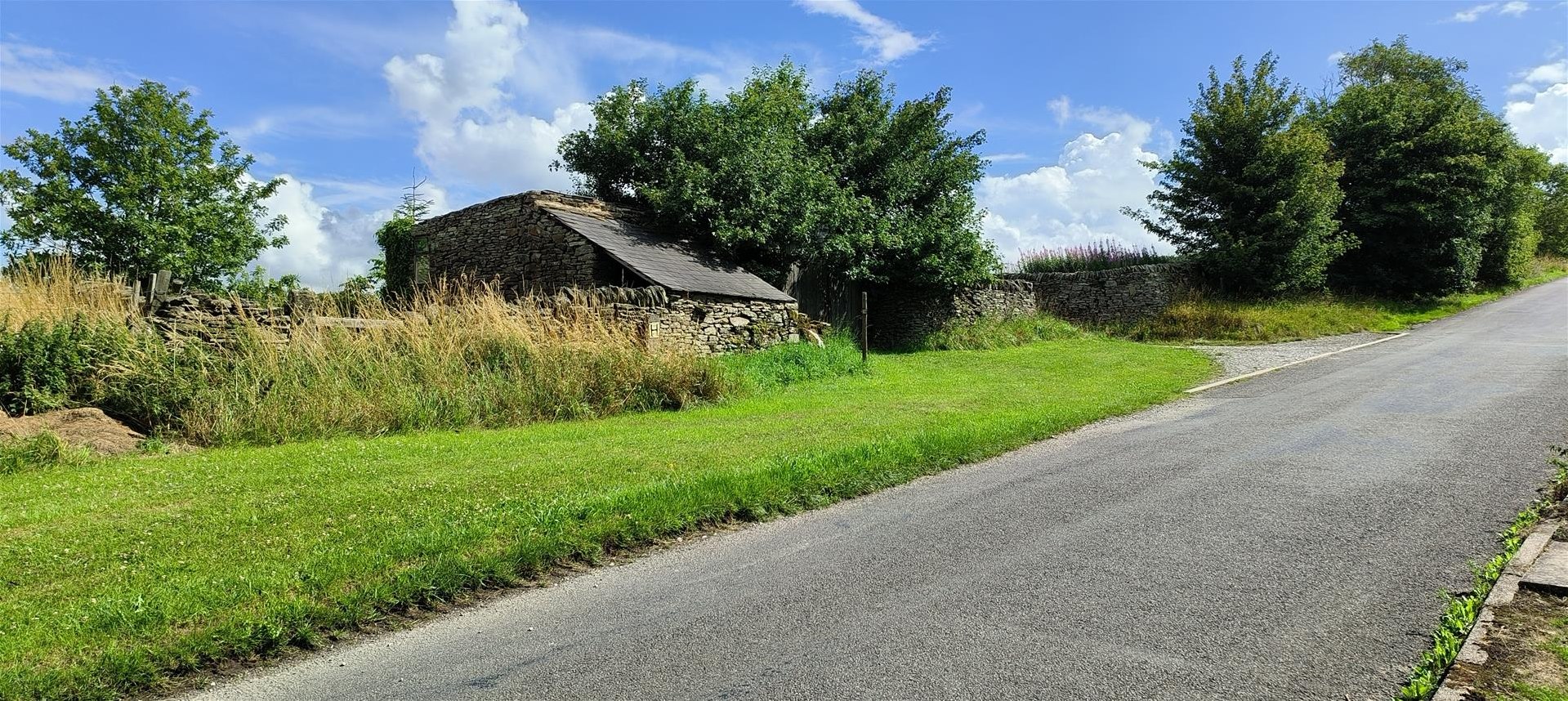  House (unspecified) Under Offer