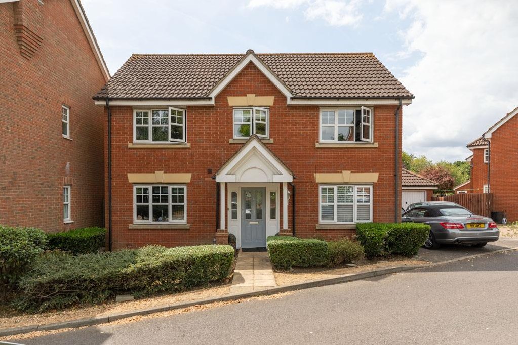 4 bedroom Detached house Sold