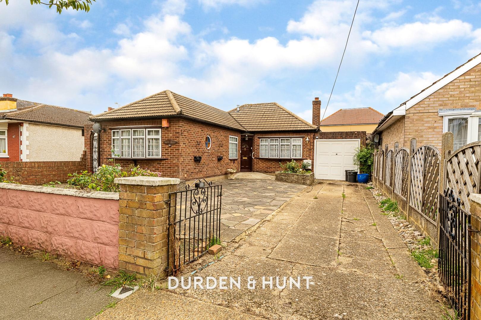 3 bedroom Bungalow For Sale