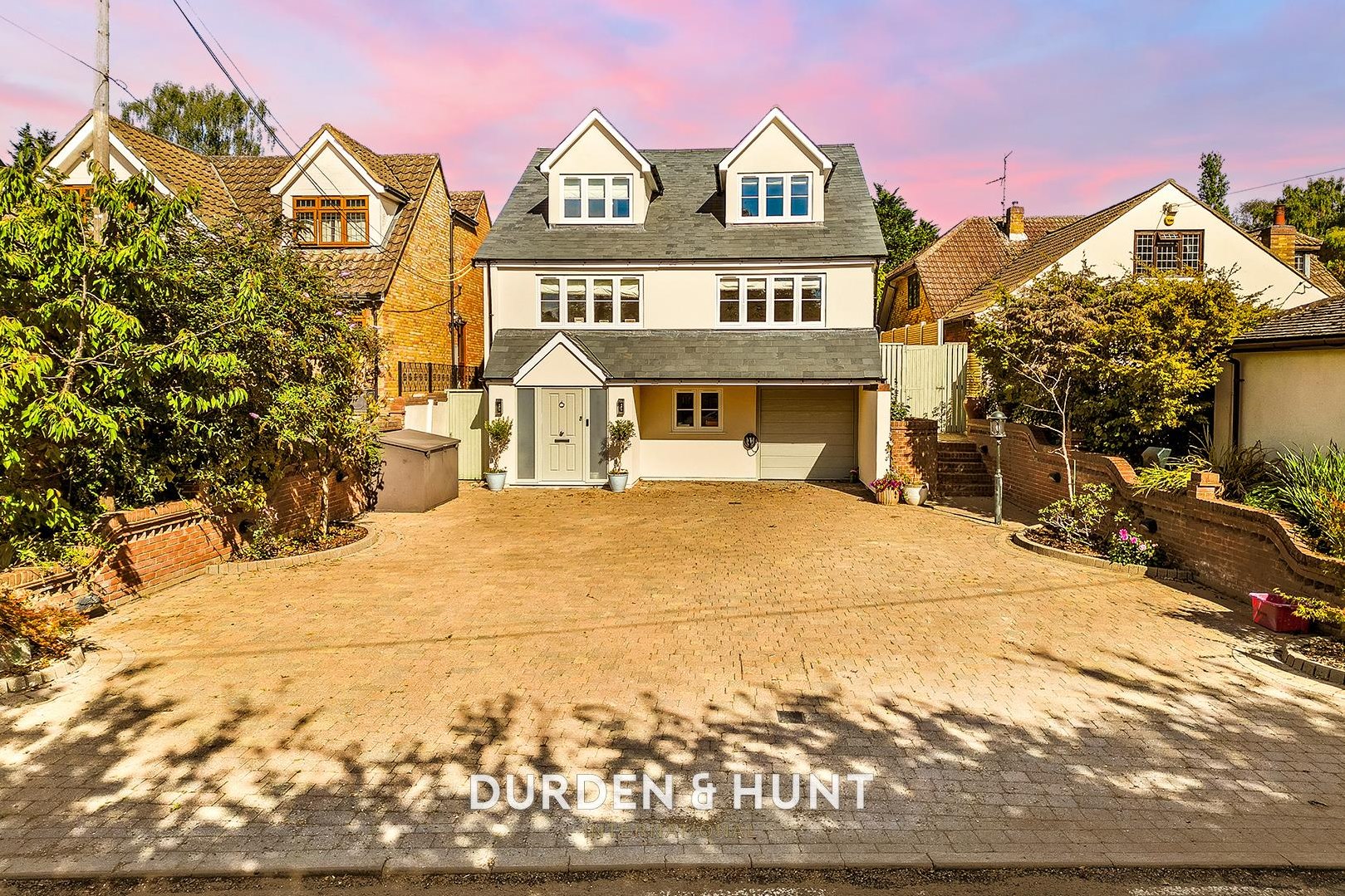 5 bedroom Detached house For Sale