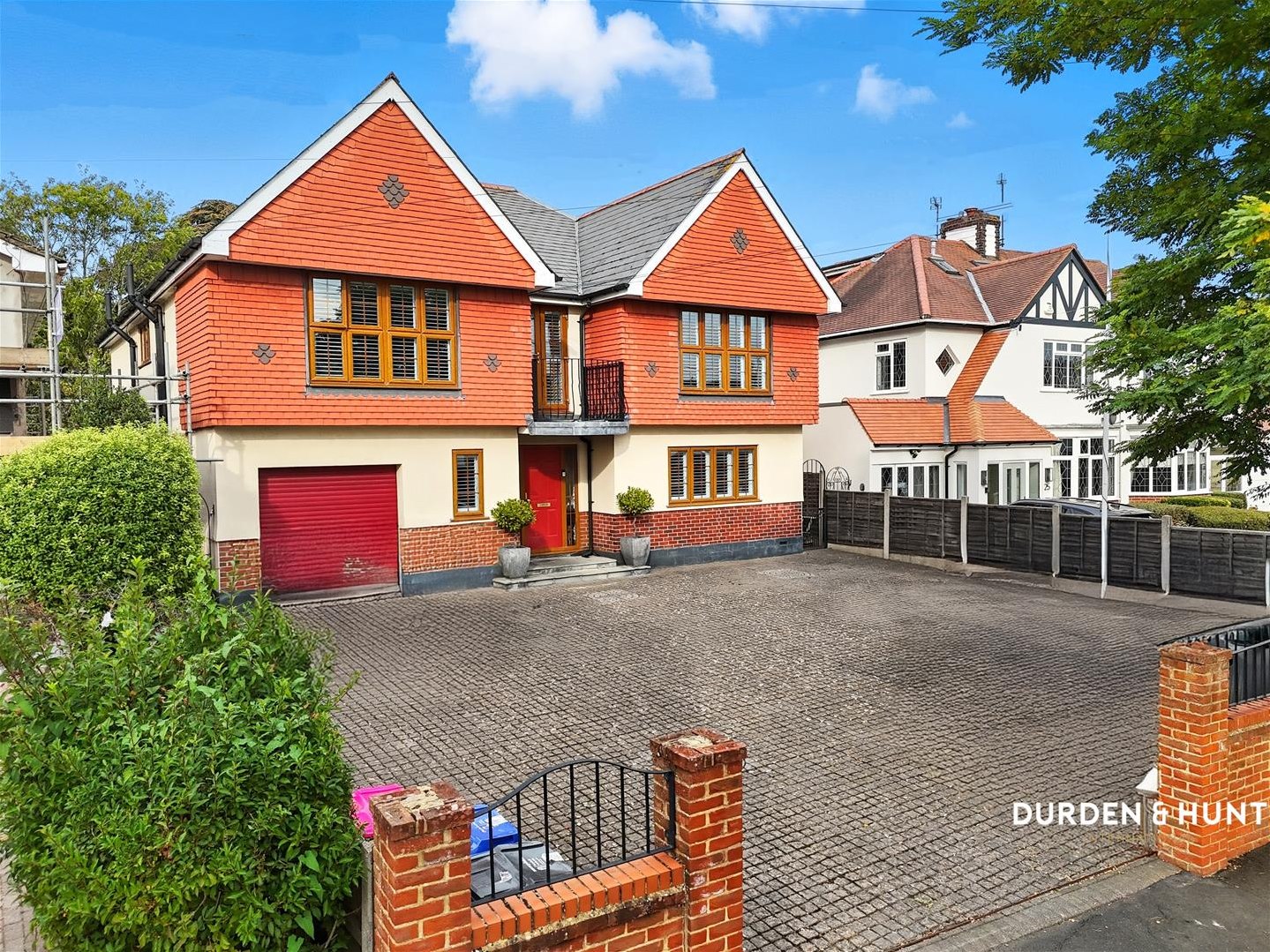 5 bedroom House (unspecified) For Sale