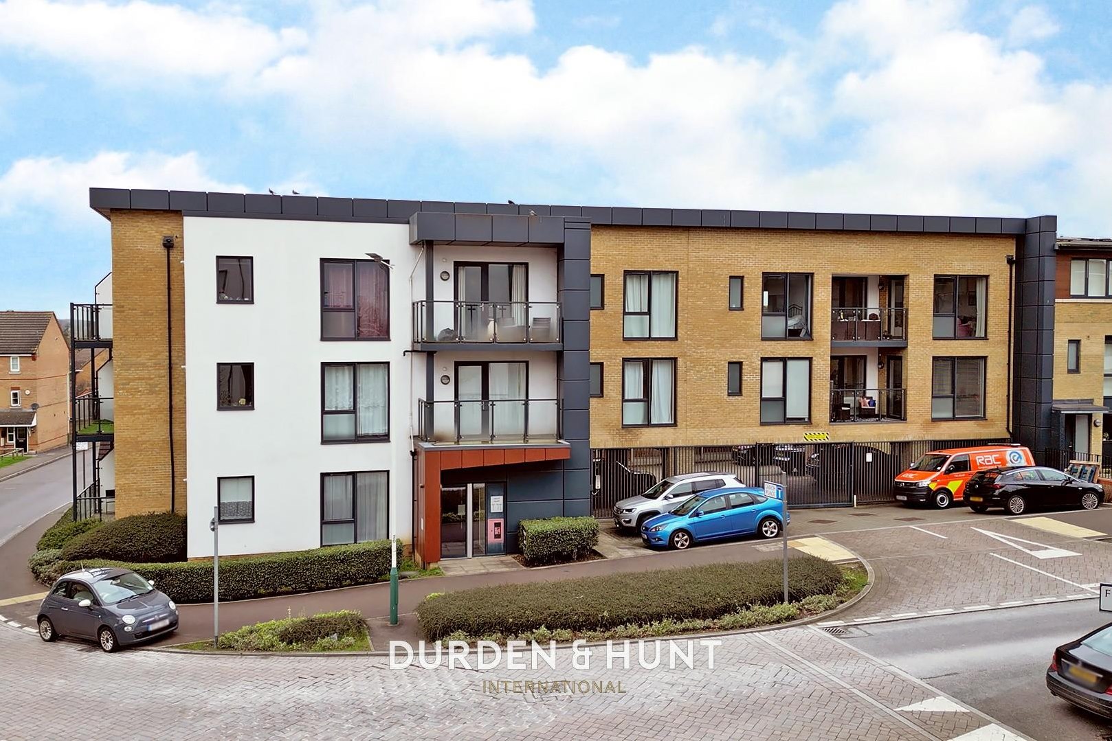 2 bedroom Apartment Under Offer