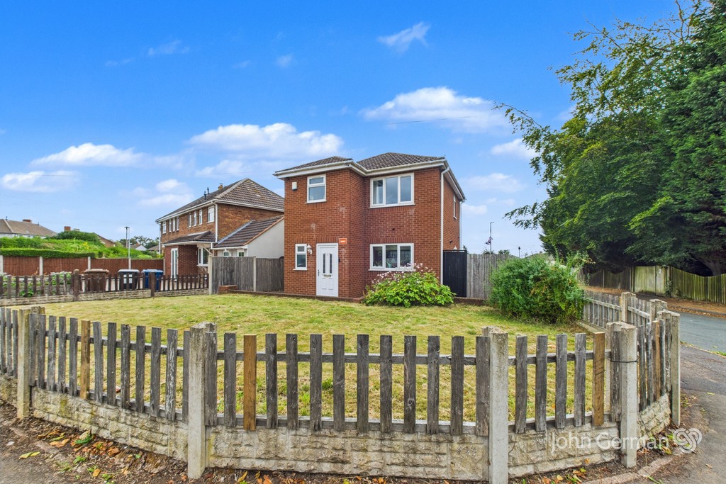 3 bedroom Detached house For Sale