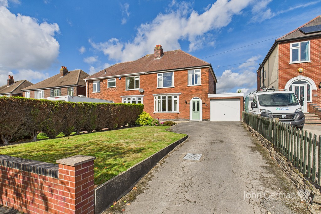 3 bedroom Semi-detached house For Sale