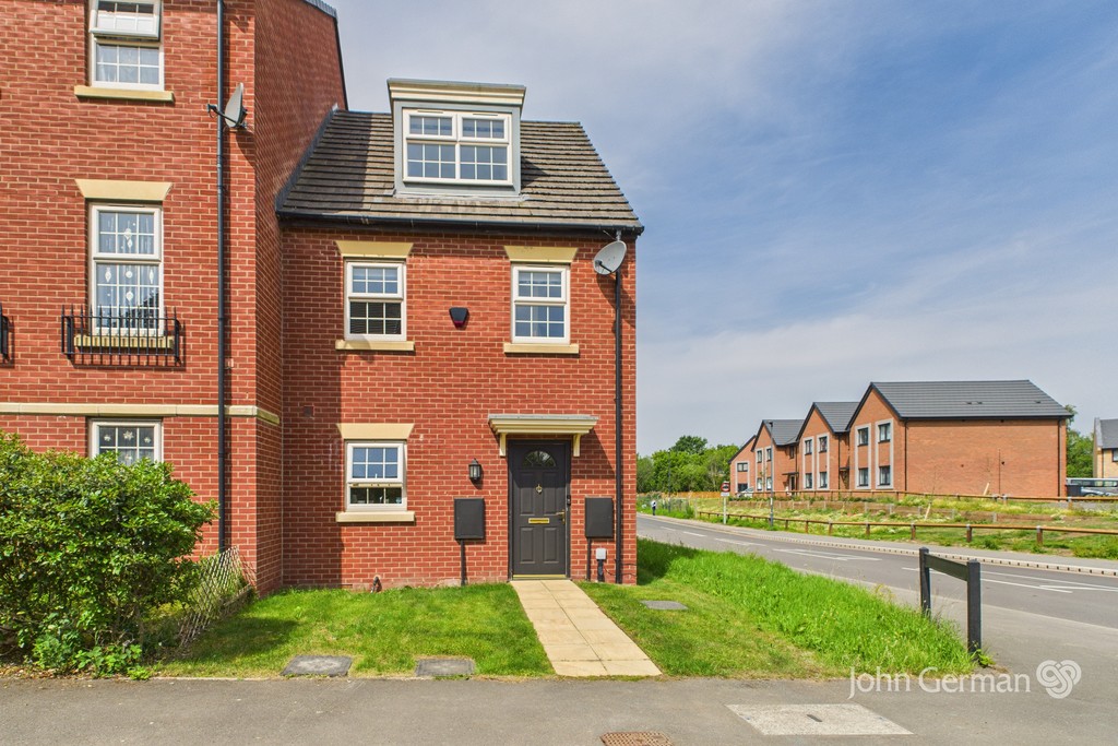 3 bedroom Town house For Sale