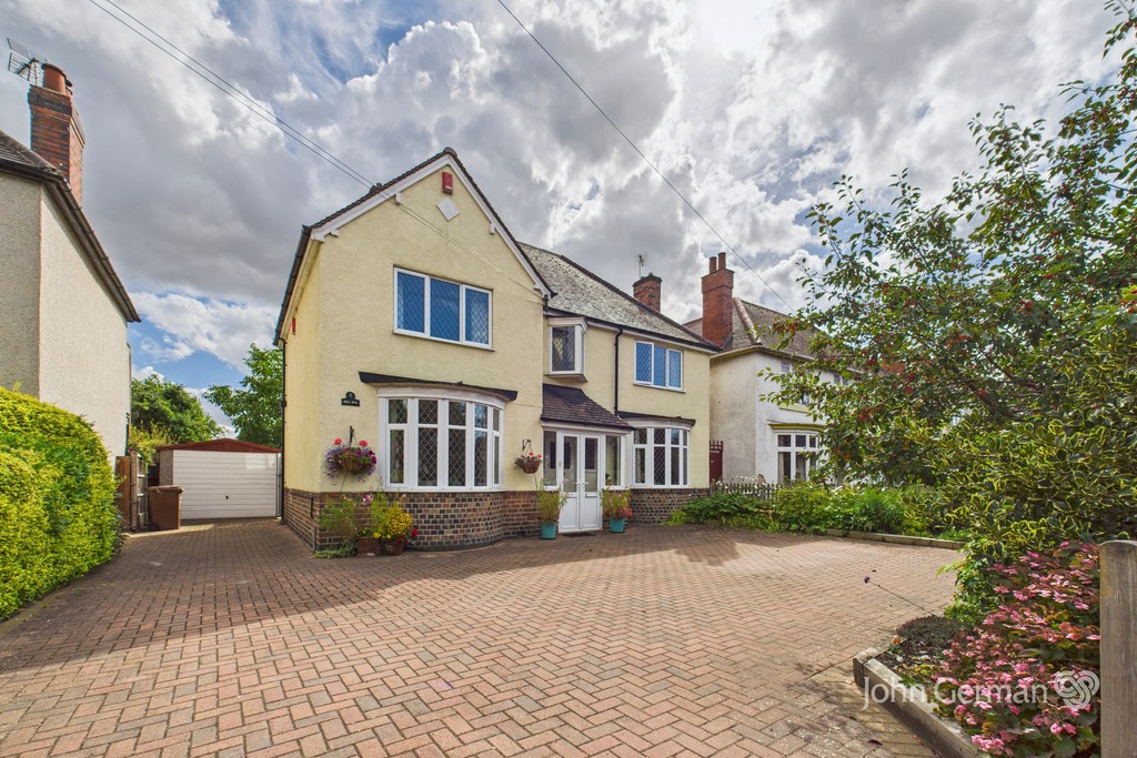 3 bedroom Detached house For Sale