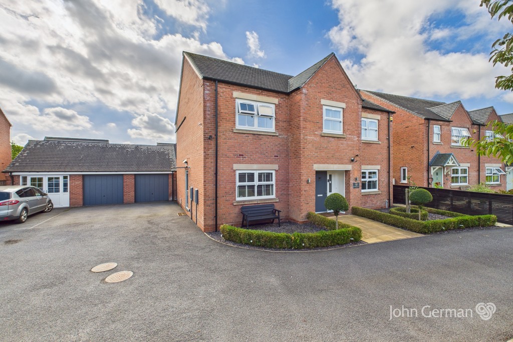 5 bedroom Detached house For Sale