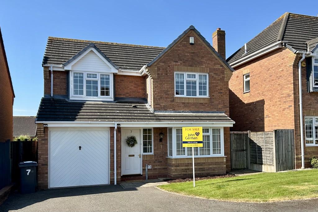 4 bedroom Detached house For Sale