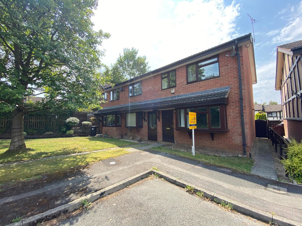 3 bedroom Property For Sale