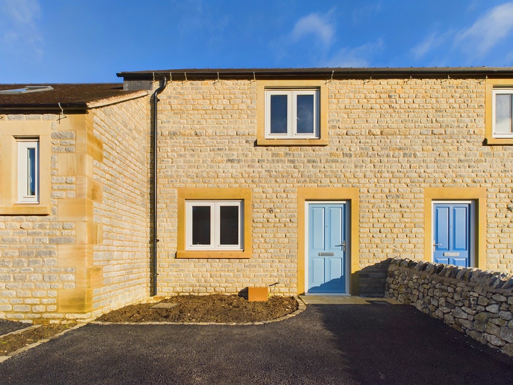3 bedroom Property For Sale