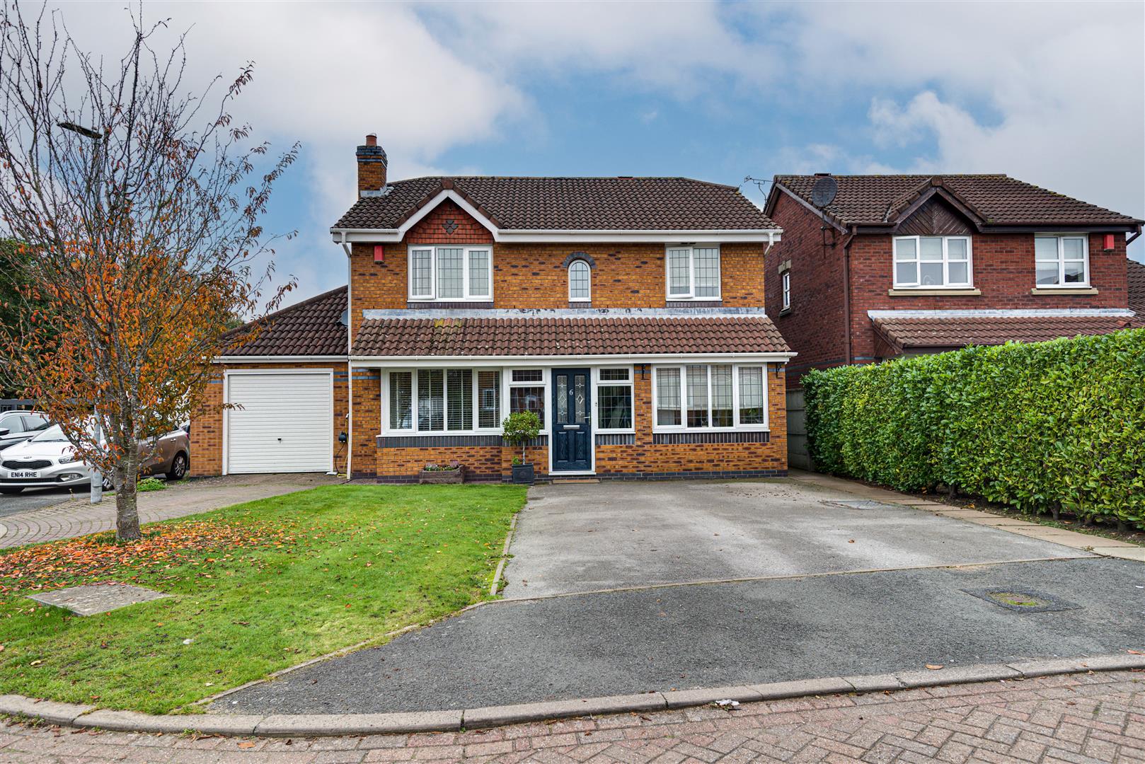 5 bedroom House (unspecified) For Sale