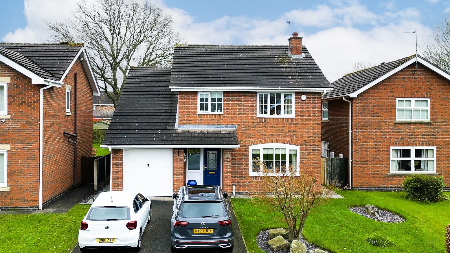 3 bedroom Detached house For Sale