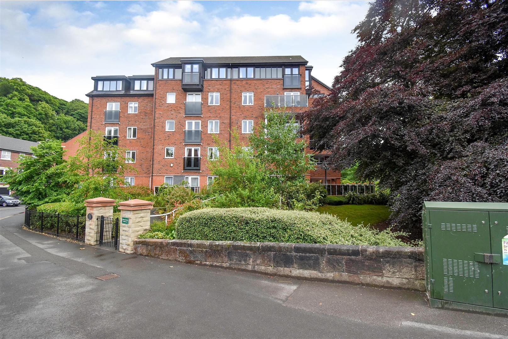 1 bedroom Apartment For Sale