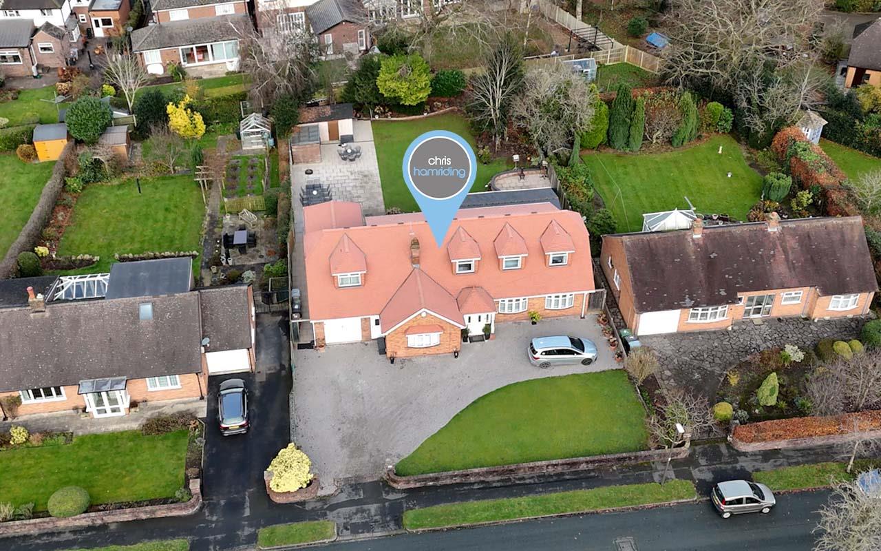 5 bedroom Terraced House For Sale