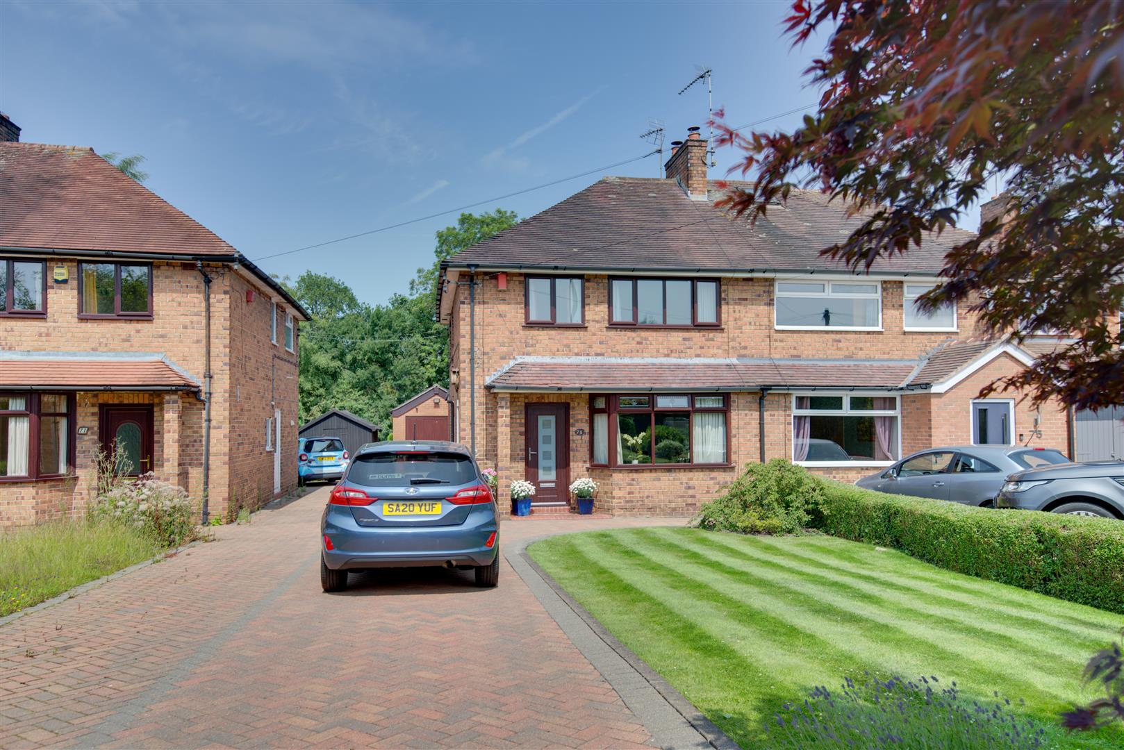 3 bedroom Detached house For Sale