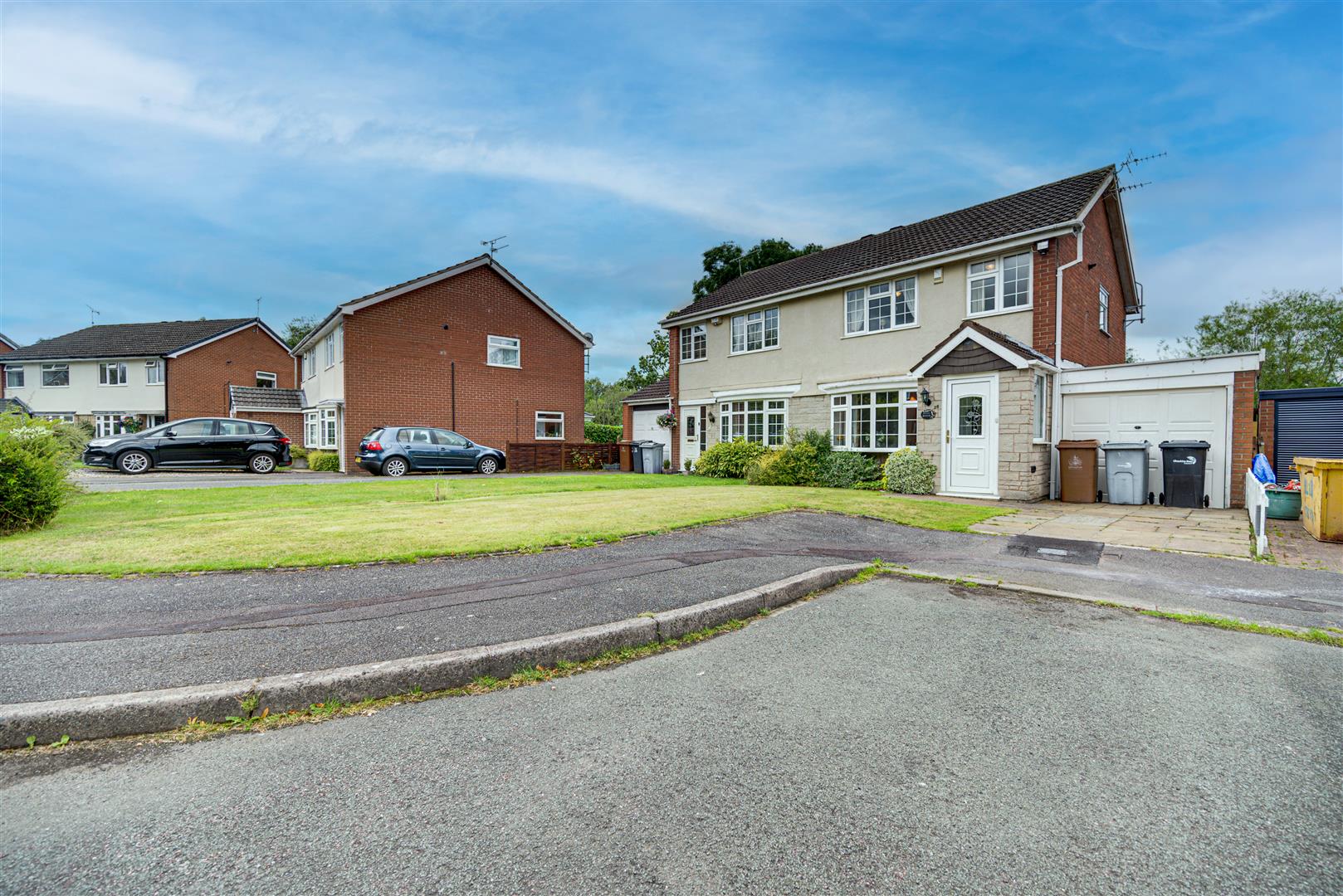 3 bedroom Land (Residential) For Sale