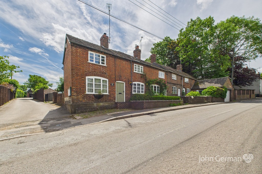 3 bedroom Property For Sale