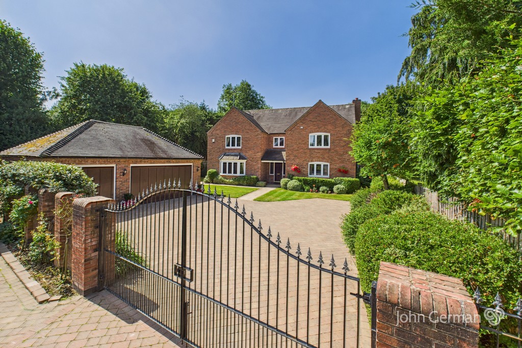 5 bedroom Detached house For Sale
