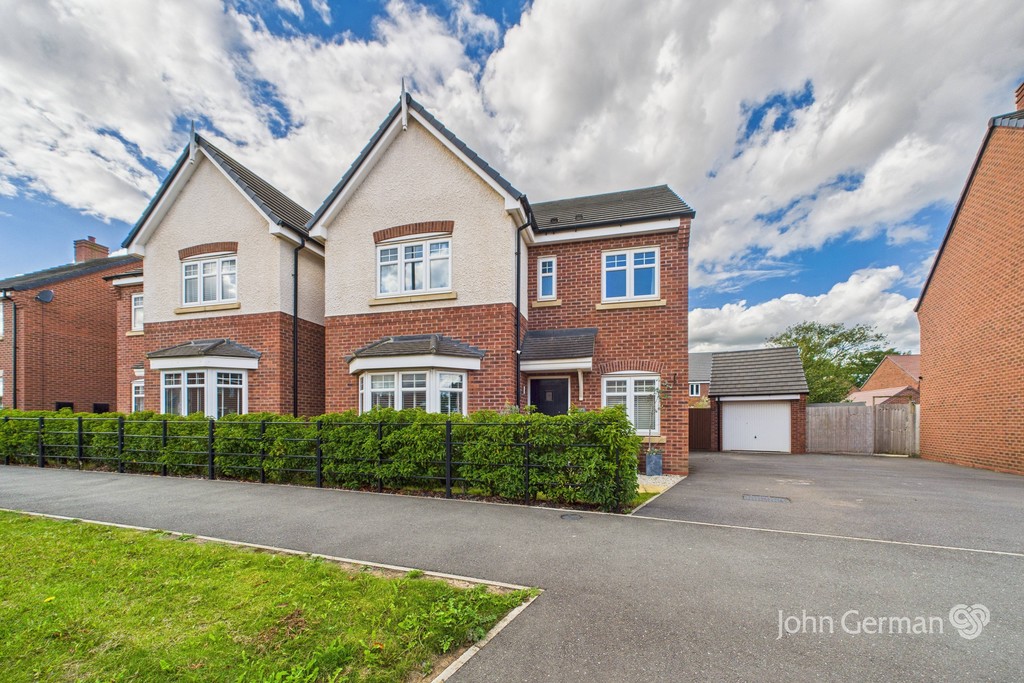 4 bedroom Detached house For Sale