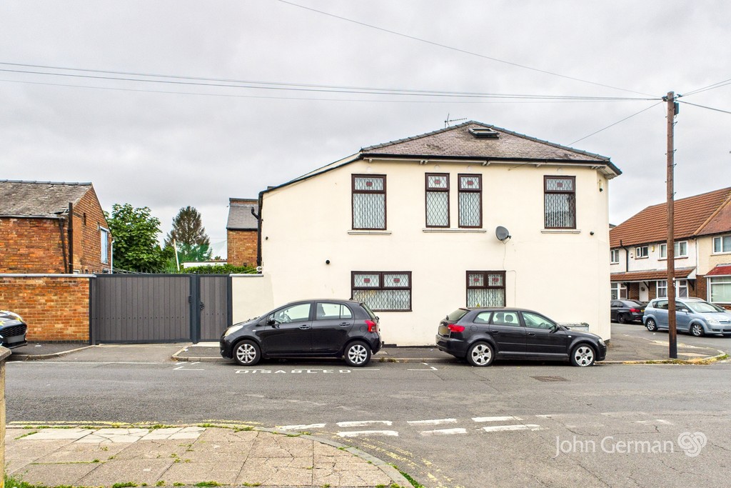 4 bedroom  For Sale
