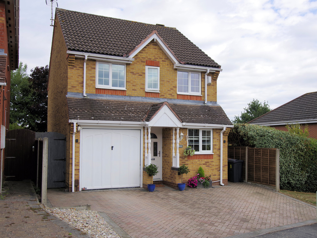 3 bedroom Detached house For Sale
