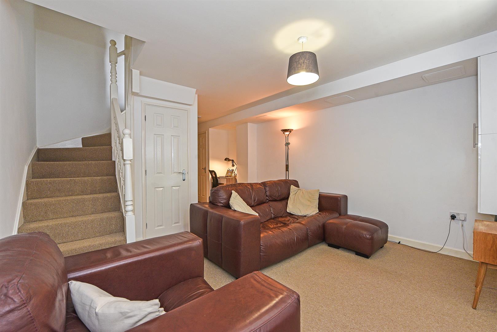 1 bedroom Terraced House For Sale