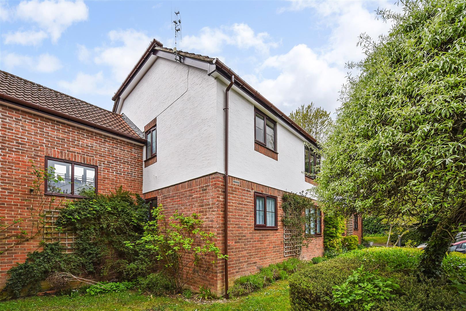 2 bedroom Flat Under Offer