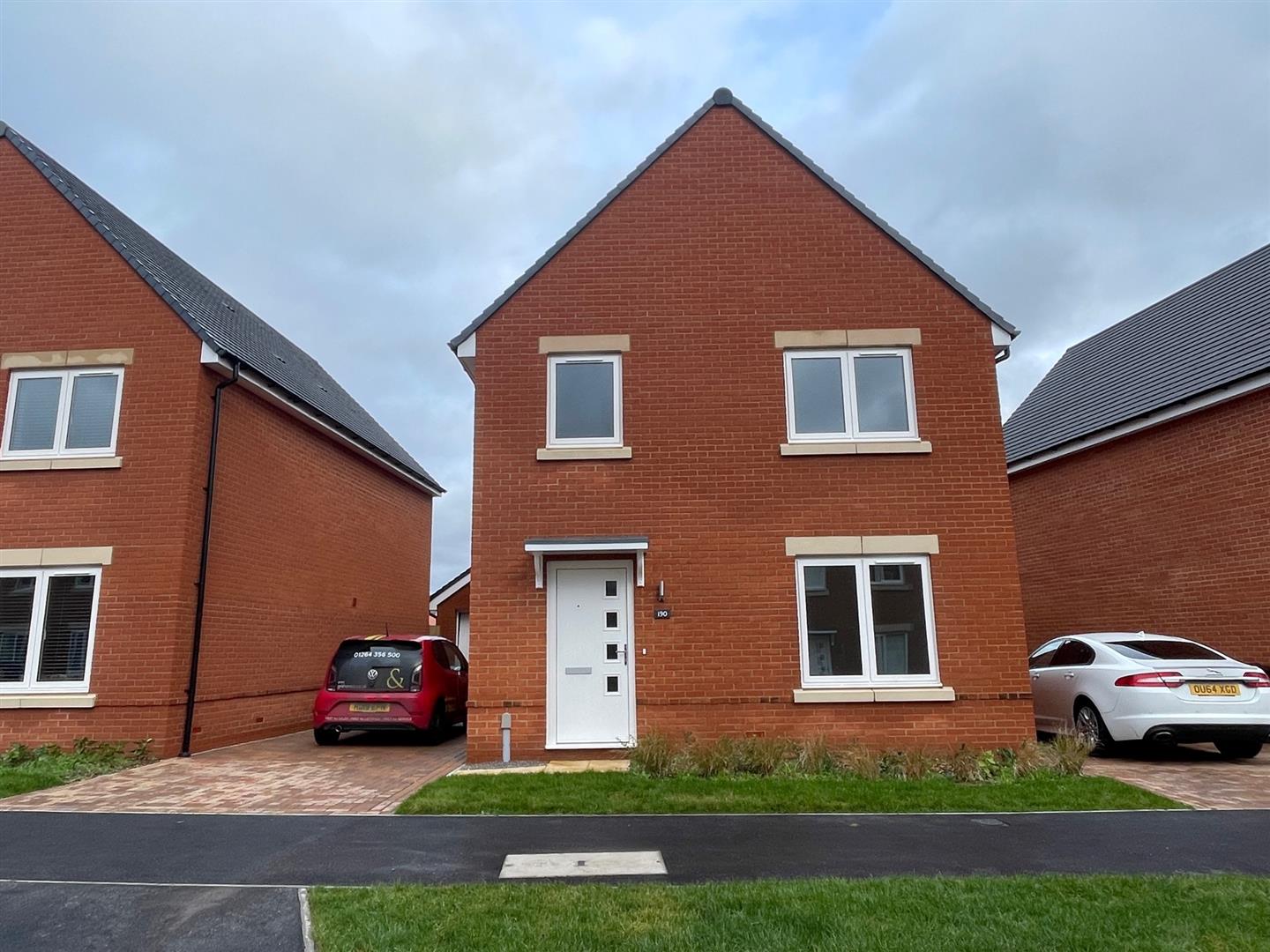 4 bedroom House (unspecified) To Let