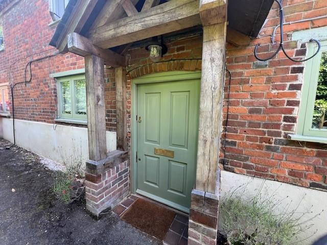 1 bedroom House (unspecified) To Let