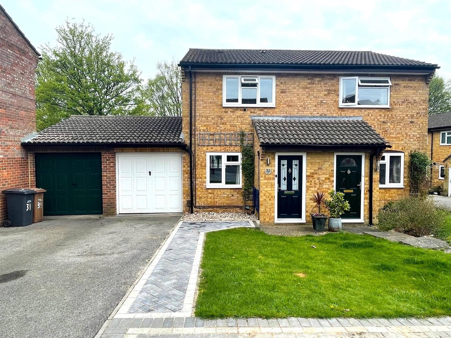 2 bedroom House (unspecified) To Let