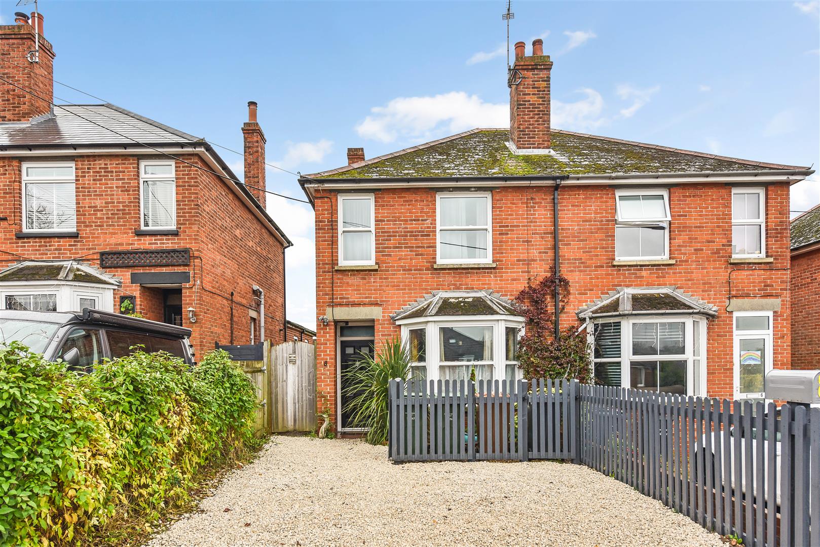 3 bedroom Semi-detached house For Sale