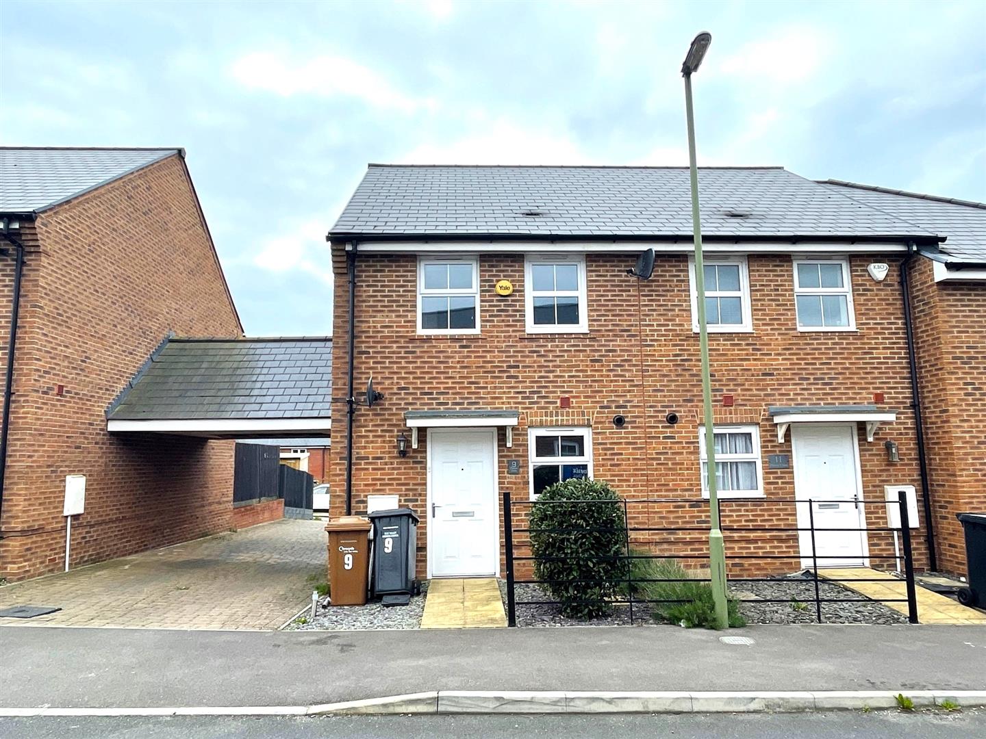 2 bedroom House (unspecified) To Let