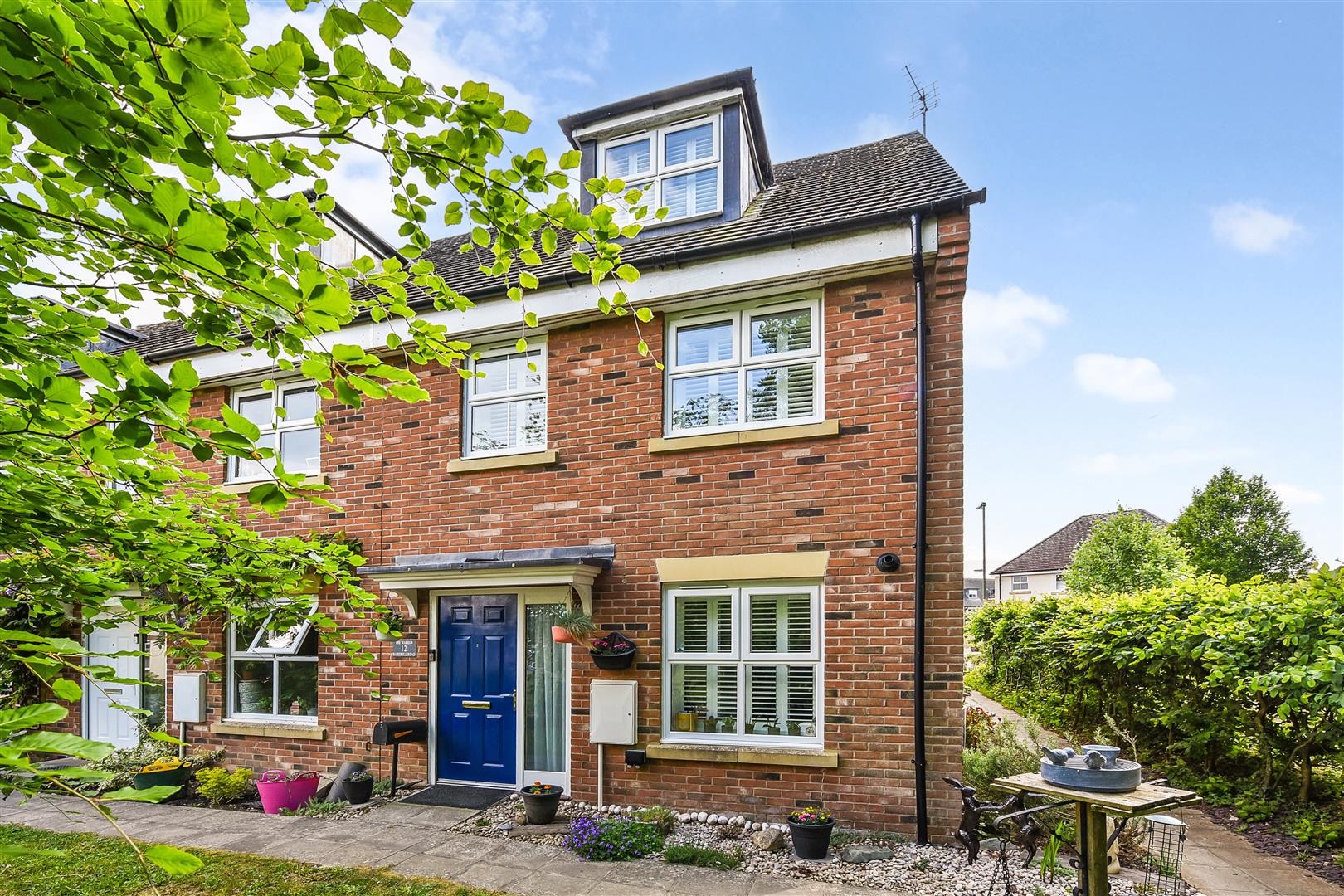 3 bedroom Town house For Sale