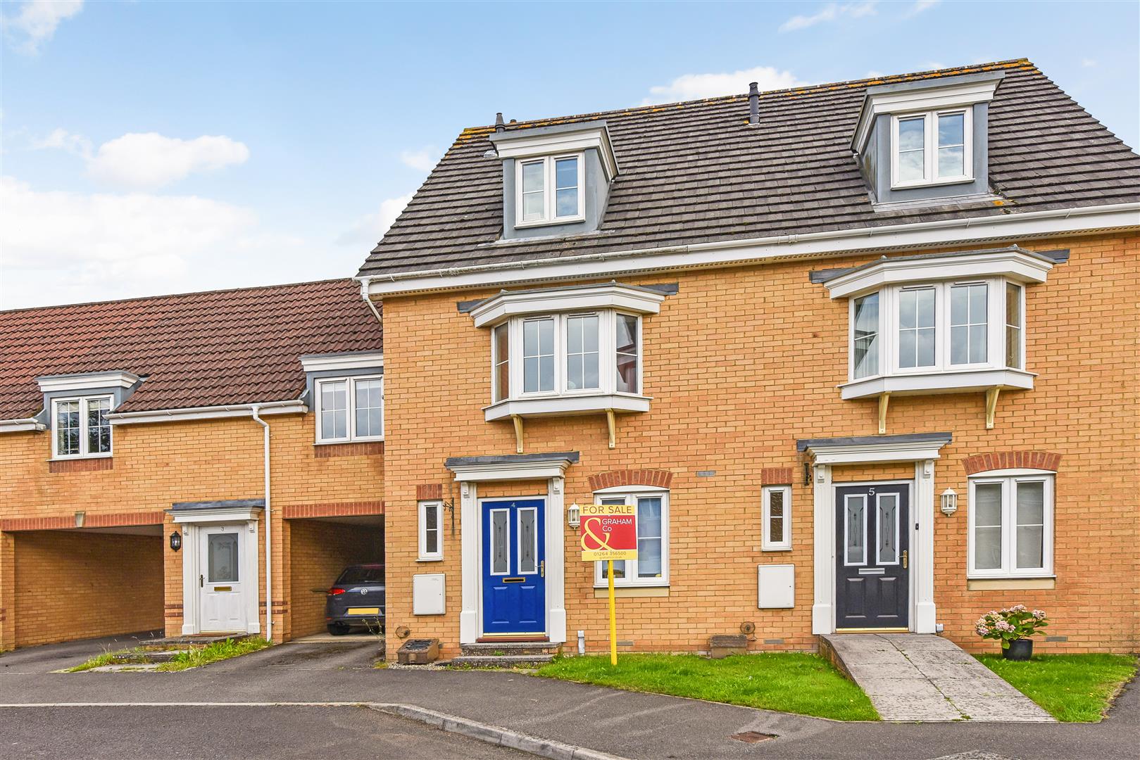 4 bedroom Terraced House For Sale