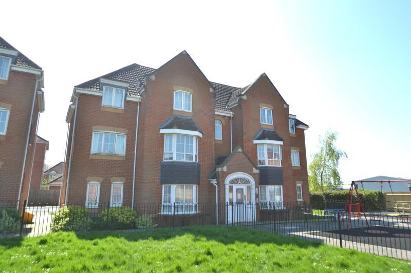 2 bedroom Flat To Let