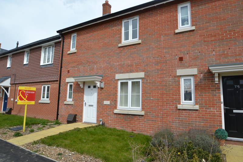 3 bedroom Terraced House To Let