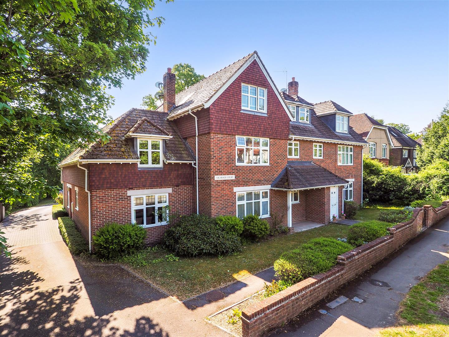 2 bedroom Semi-detached house For Sale