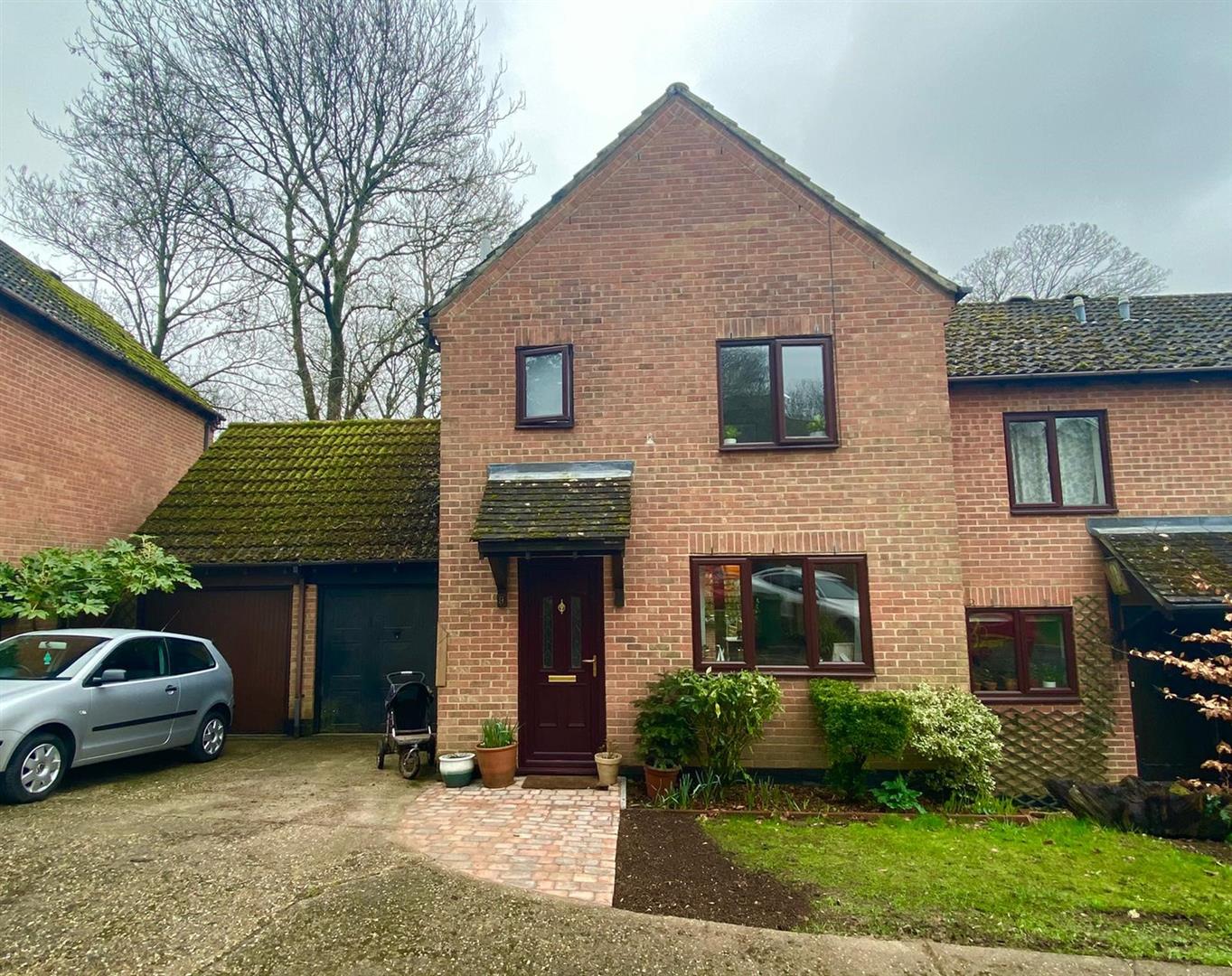 3 bedroom End of terrace house To Let