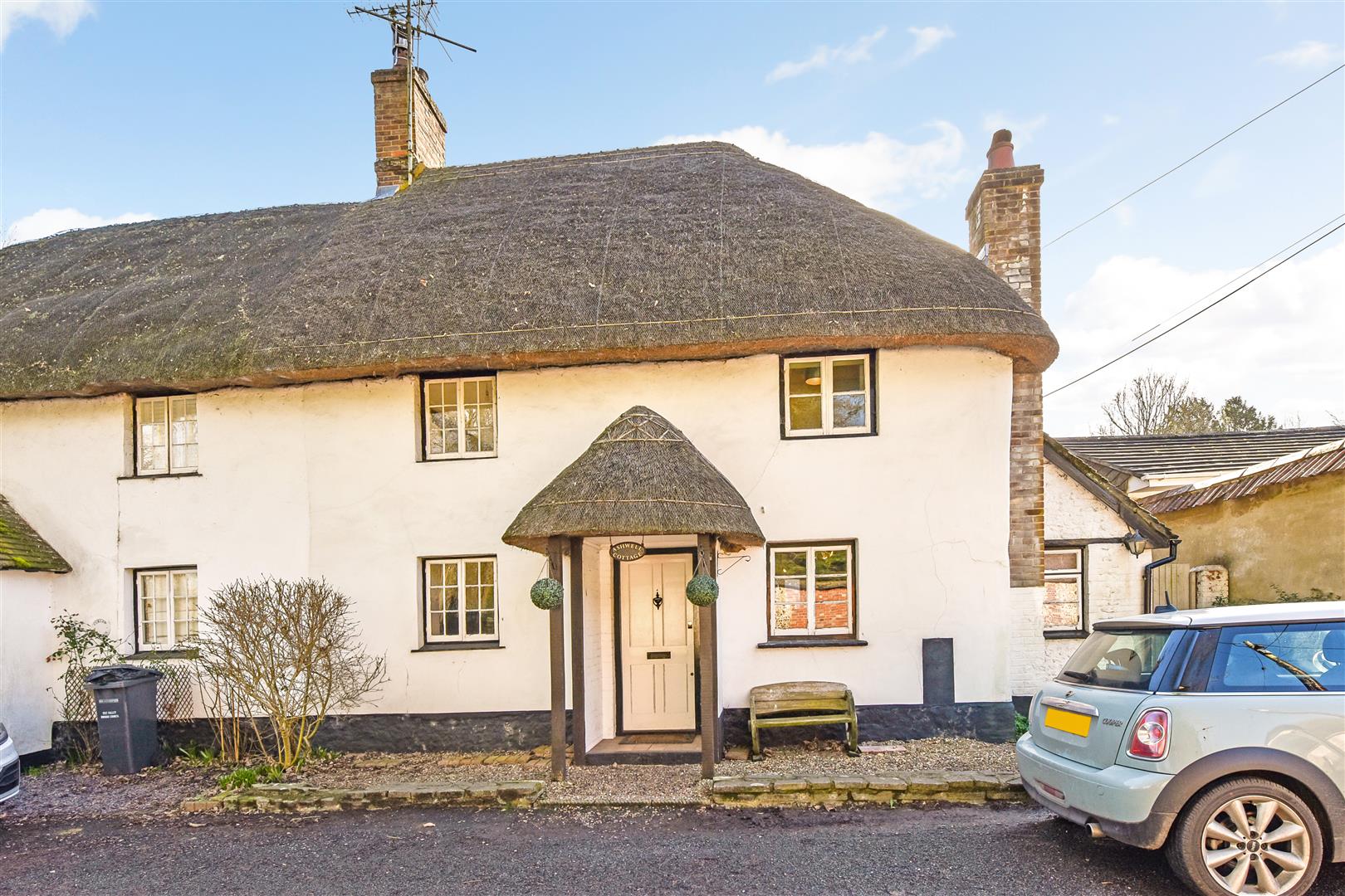 2 bedroom Cottage Under Offer